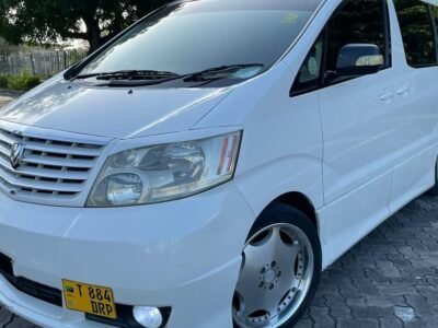Alphard Nyeupe nzuri