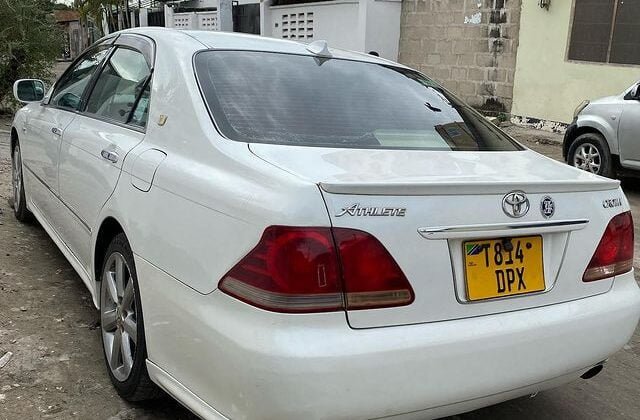 Crown Nzuri mpya