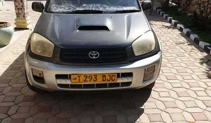 Toyota Rav4 ipo nyumbani