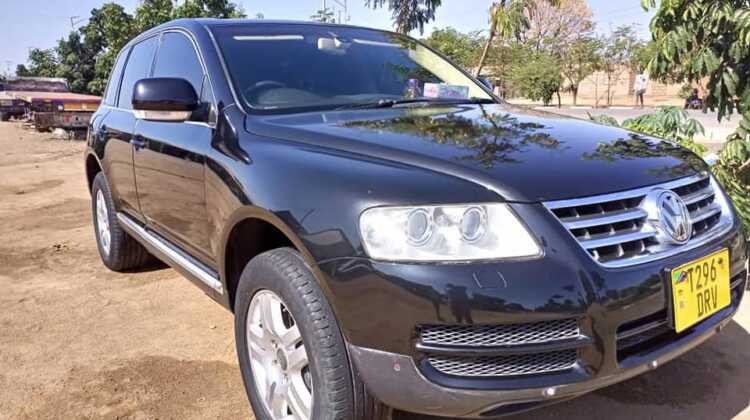 Volksi wagen v6 TOURAGE