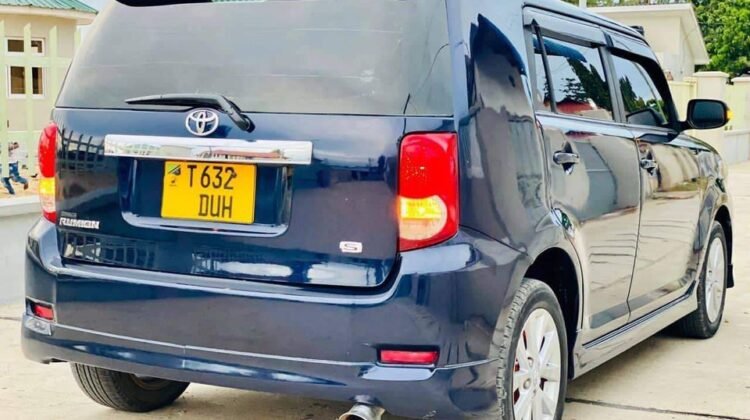 2008 Toyota rumion