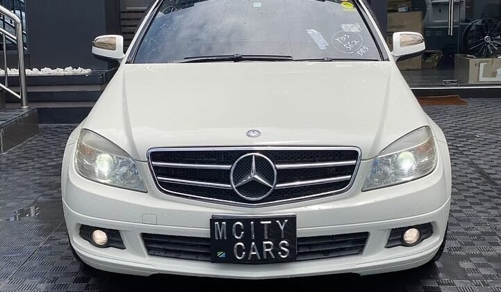 MERCEDES BENZ C CLASS