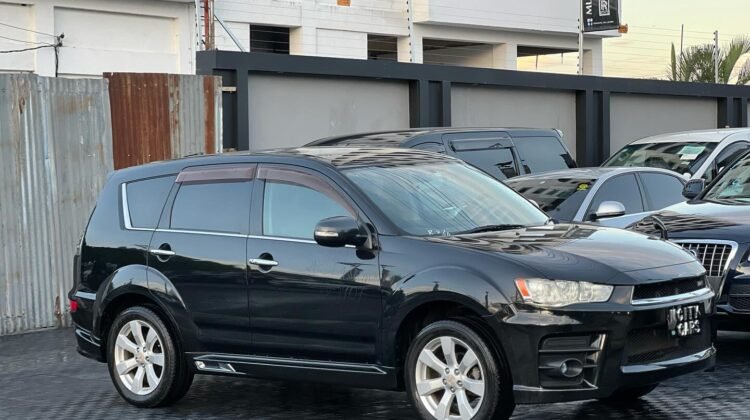 MITSUBISHI OUTLANDER RODEST