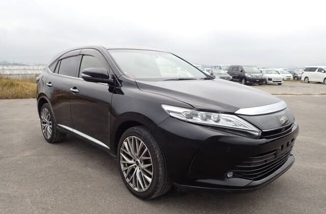 2018 TOYOTA HARRIER PREMIUM