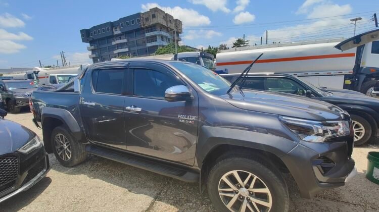 Toyota Hilux Double Cabin 2018