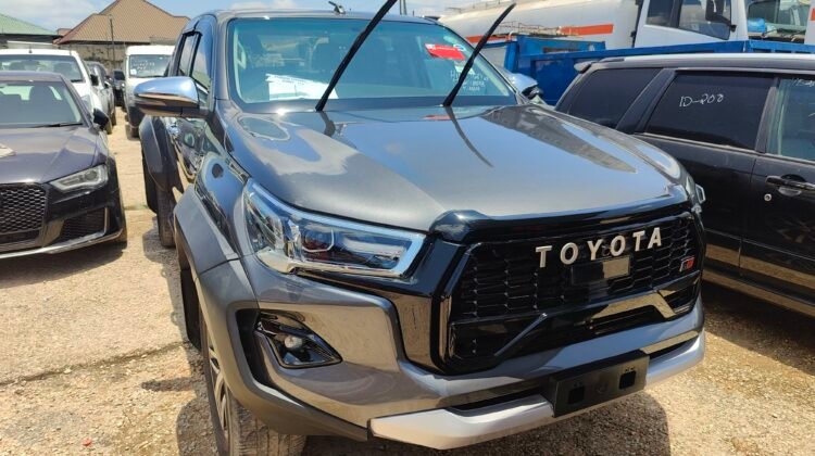 Toyota Hilux Double Cabin 2018