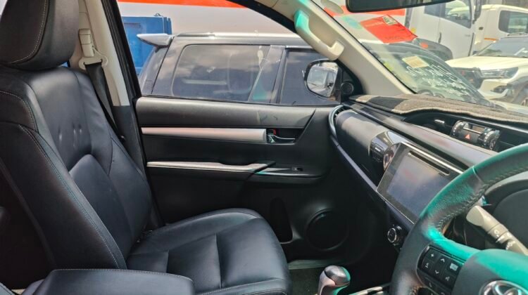 Toyota Hilux Double Cabin 2018